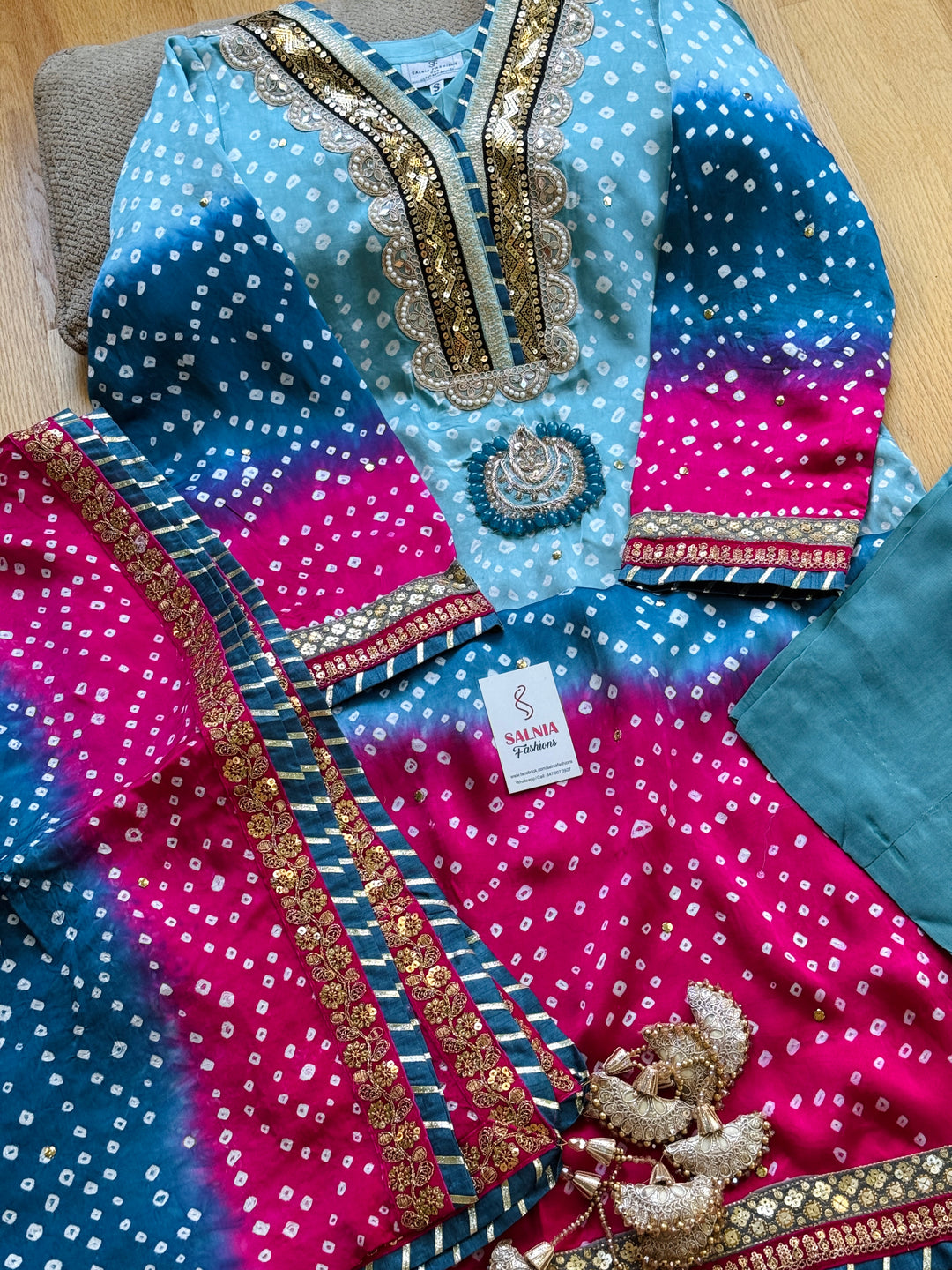 PURE SILK CHUNRI SUIT(CUSTOM SERIES) SFCH10