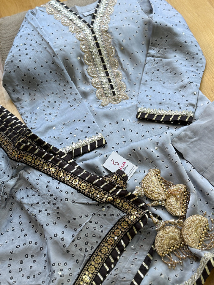 PURE SILK CHUNRI SUIT(CUSTOM SERIES) SFCH08