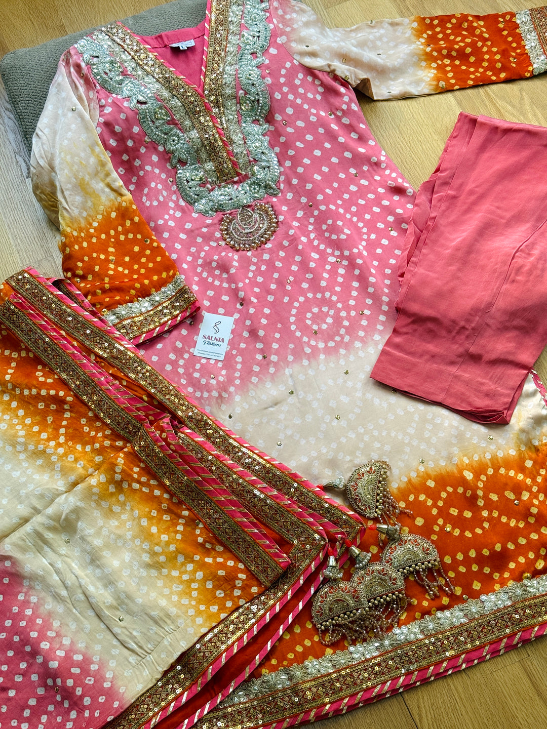 PURE SILK CHUNRI SUIT(CUSTOM SERIES) SFCH11