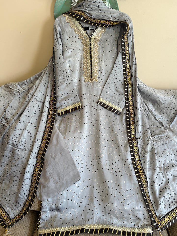 PURE SILK CHUNRI SUIT(CUSTOM SERIES) SFCH08