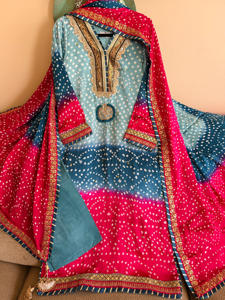 PURE SILK CHUNRI SUIT(CUSTOM SERIES) SFCH10