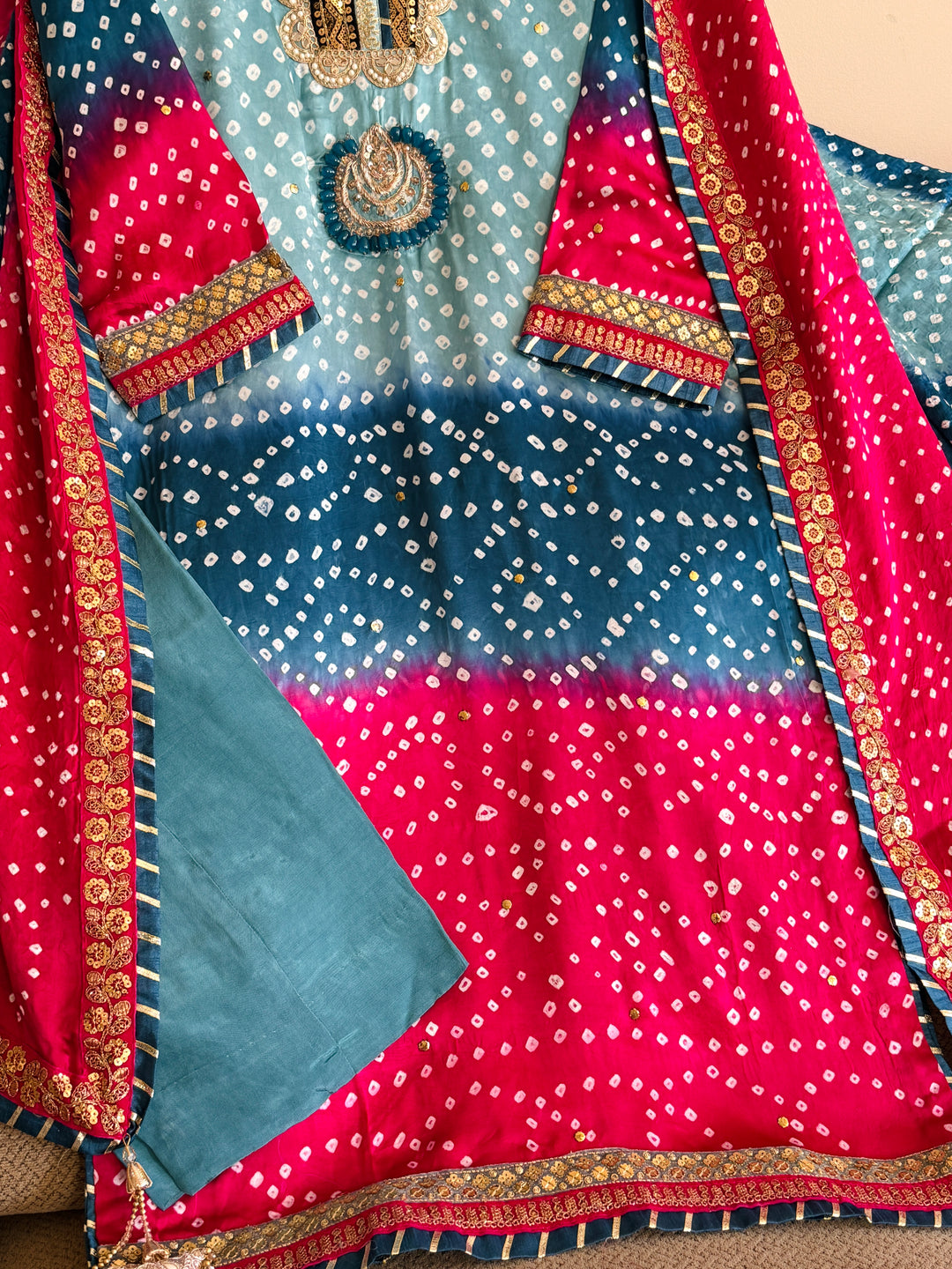 PURE SILK CHUNRI SUIT(CUSTOM SERIES) SFCH10