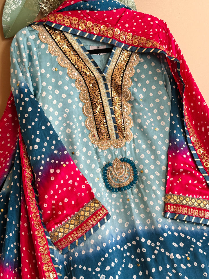 PURE SILK CHUNRI SUIT(CUSTOM SERIES) SFCH10