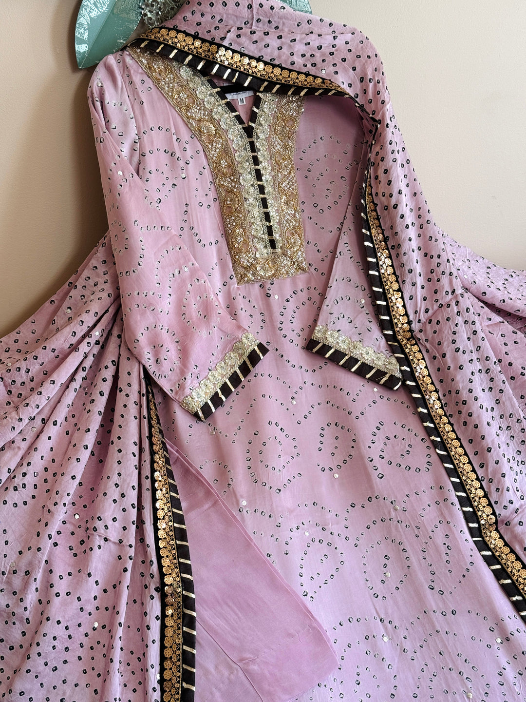 PURE SILK CHUNRI SUIT(CUSTOM SERIES) SFCH06