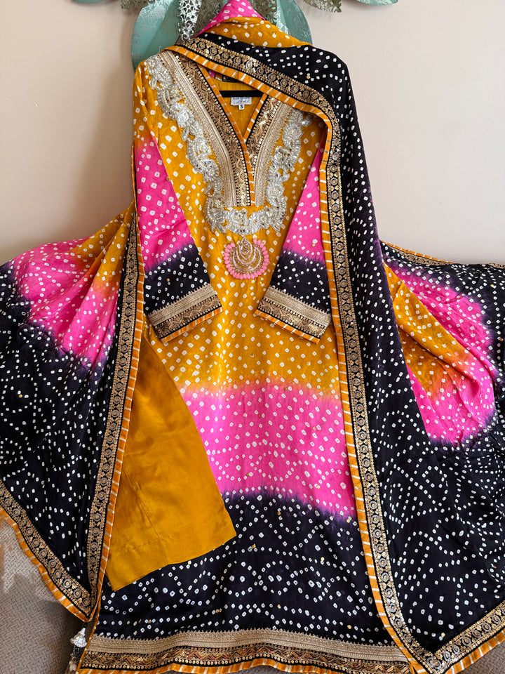 PURE SILK CHUNRI SUIT(CUSTOM SERIES) SFCH05