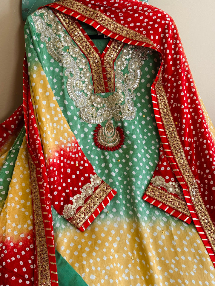 PURE SILK CHUNRI SUIT(CUSTOM SERIES) SFCH02