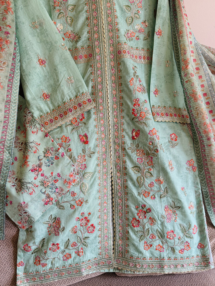 EMBROIDERED CASUAL WEAR LAWN 3-PC SUITS CWSF34