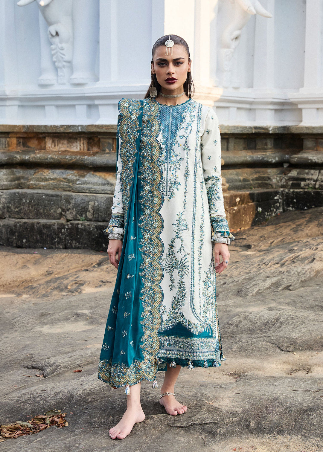 HUSSAIN REHAR LUXURY LAWN COLLECTION 2025 VEIL