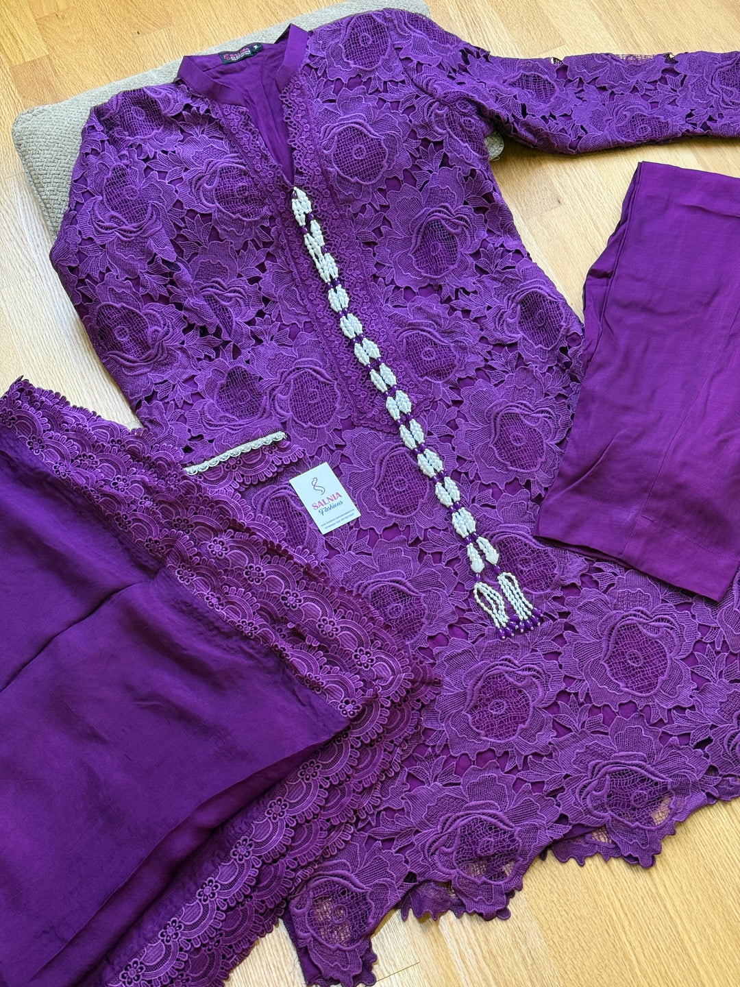 CUTWORK EMBROIDERED SUIT SCST16