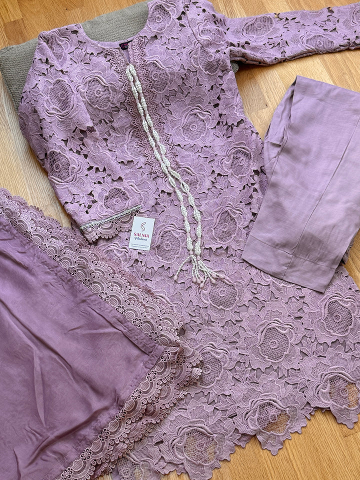 CUTWORK EMBROIDERED SUIT SCST18