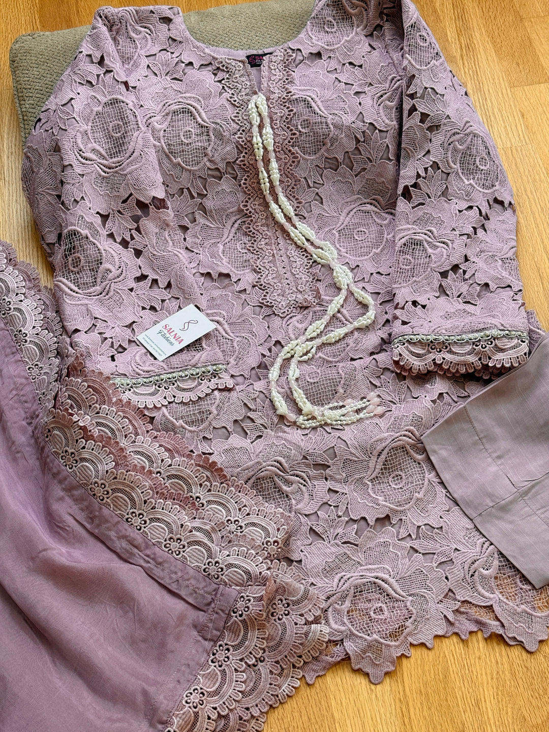 CUTWORK EMBROIDERED SUIT SCST18