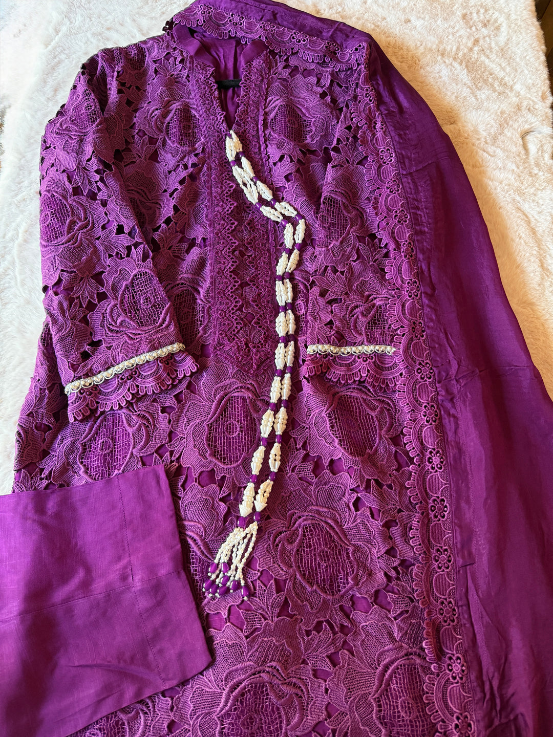 CUTWORK EMBROIDERED SUIT SCST16