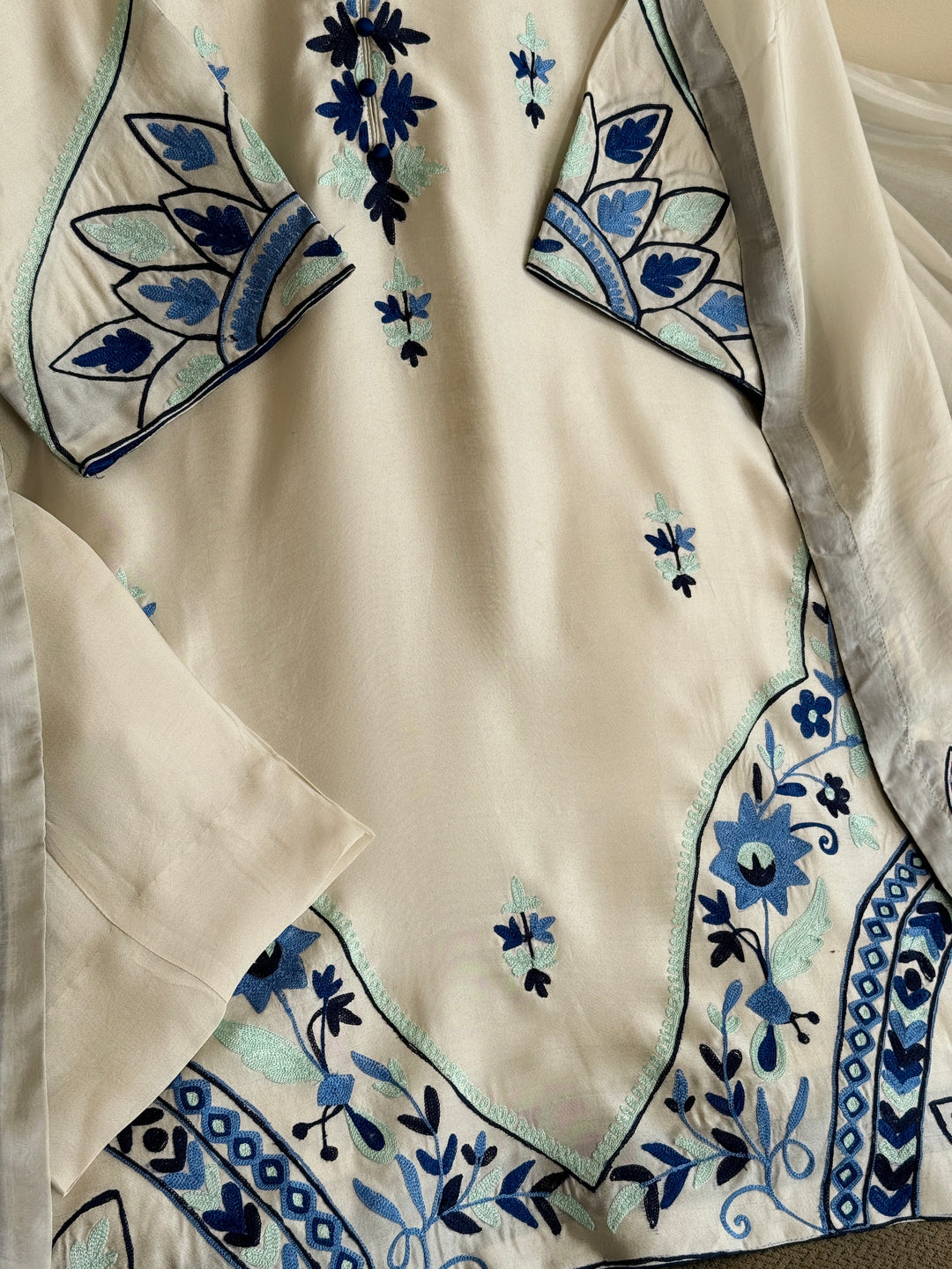 MULTI THREAD AARI EMBROIDERED SHEESHA SILK SUITS ARSF02