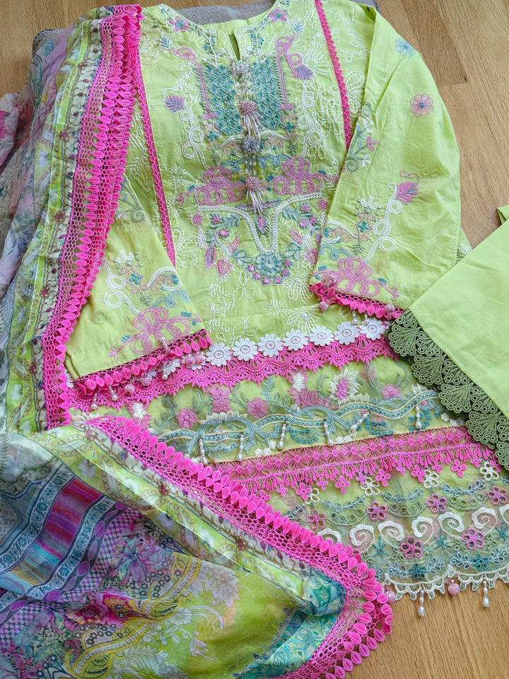 ANSAB JAHANGIR ZOHA LUXURY LAWN LOTUS POD