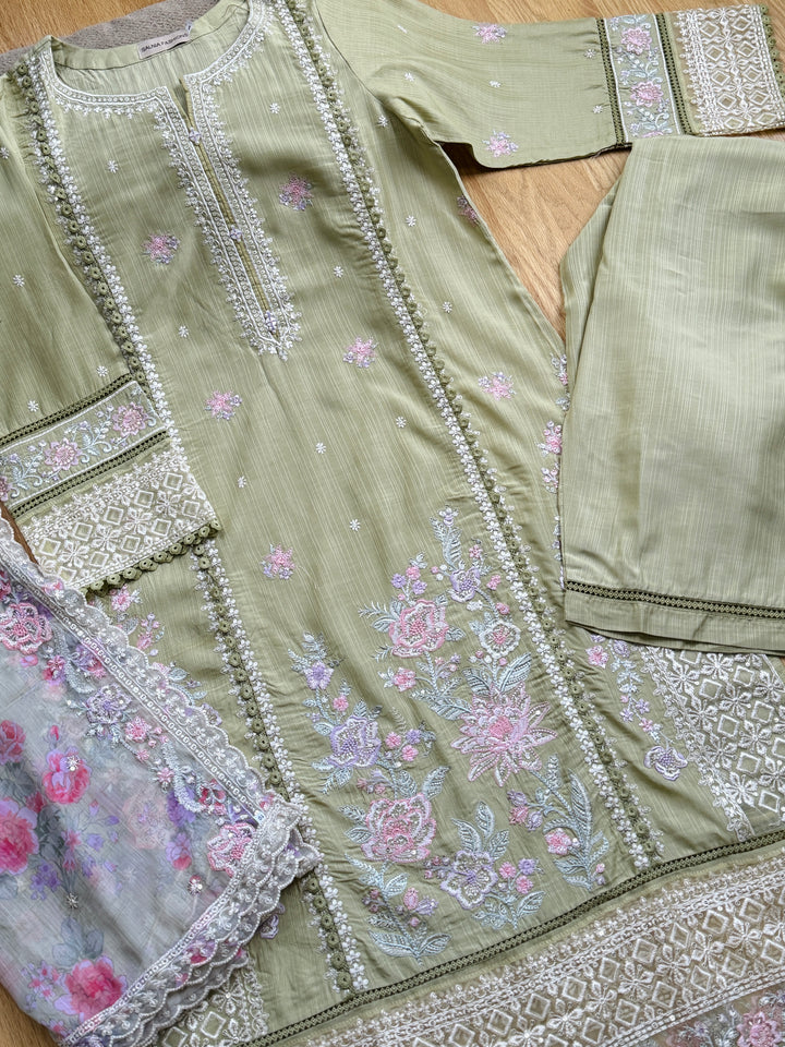 EMBROIDERED LINEN SUIT WITH WOOLEN SHAWL SFLN01