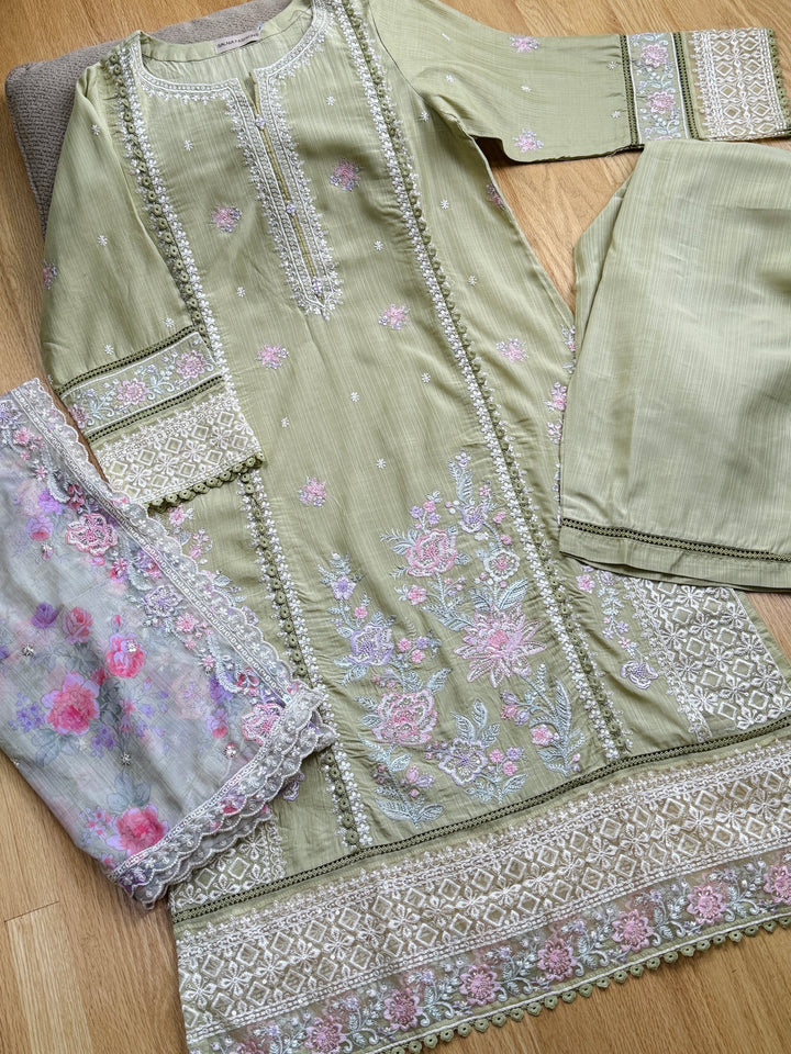 EMBROIDERED LINEN SUIT WITH WOOLEN SHAWL SFLN01