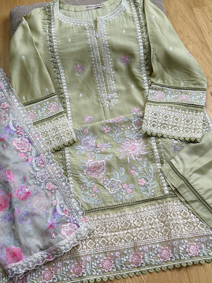 EMBROIDERED LINEN SUIT WITH WOOLEN SHAWL SFLN01