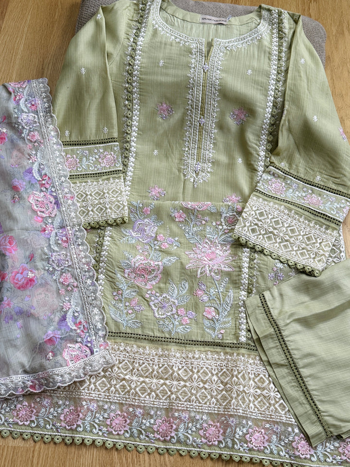 EMBROIDERED LINEN SUIT WITH WOOLEN SHAWL SFLN01