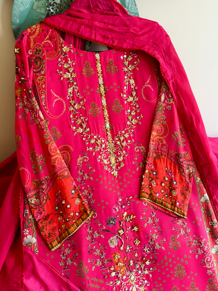 HANDWORK PURE CREPE SILK KAFTAN SET SFKF37