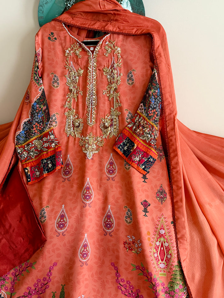 HANDWORK PURE CREPE SILK KAFTAN SET SFKF38