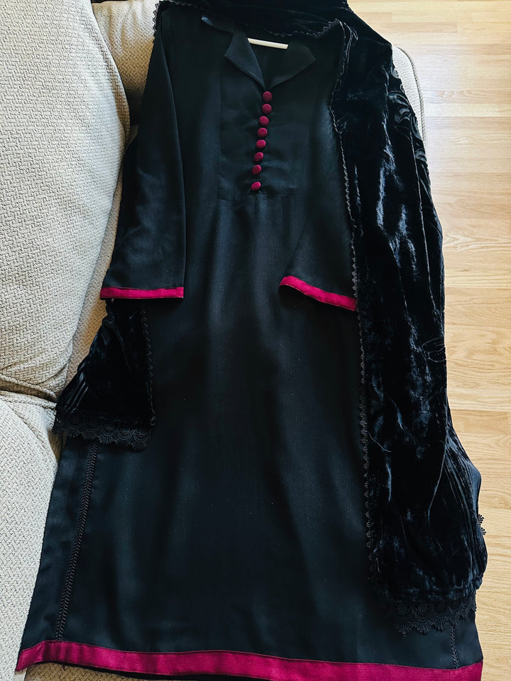 LINEN SUIT WITH PALACHI DUPATTA PLSF07