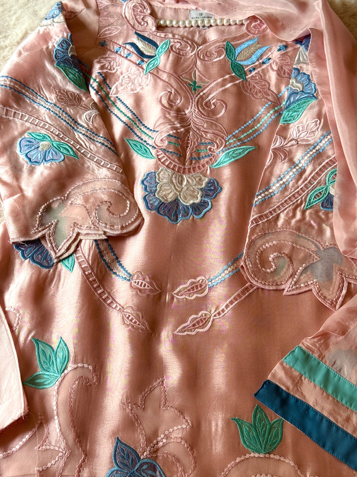 EMBROIDERED CUTWORK APPLIQUE SHEESHA SILK BOX PLEATED SUIT FRSH71