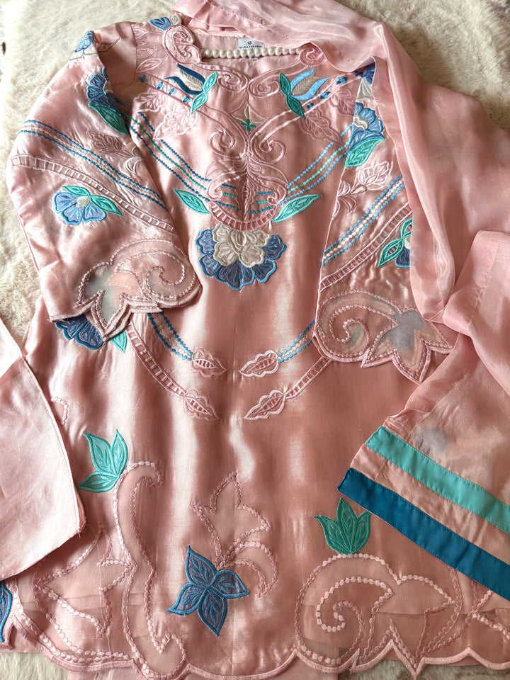 EMBROIDERED CUTWORK APPLIQUE SHEESHA SILK BOX PLEATED SUIT FRSH71