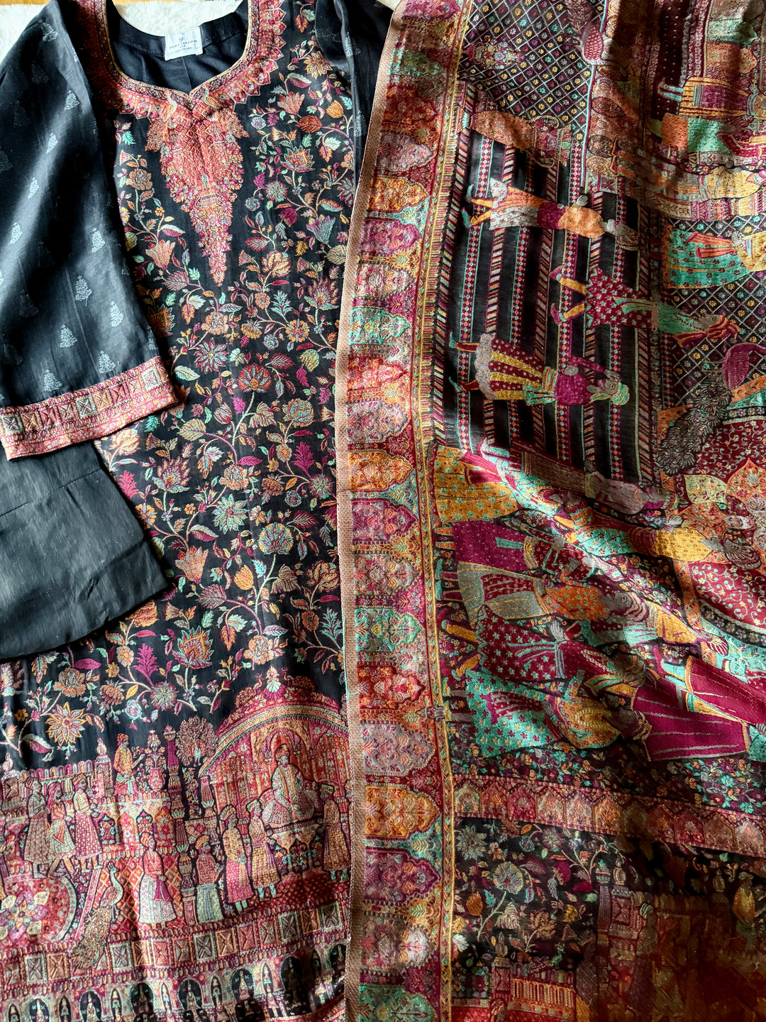 KHANI WOVEN PURE SILK SUIT KNSF02