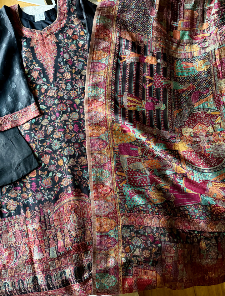 KHANI WOVEN PURE SILK SUIT KNSF02