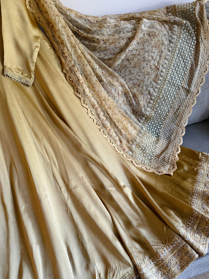 FAIZA SAQLAIN LUXE SILK EIDT ALAA