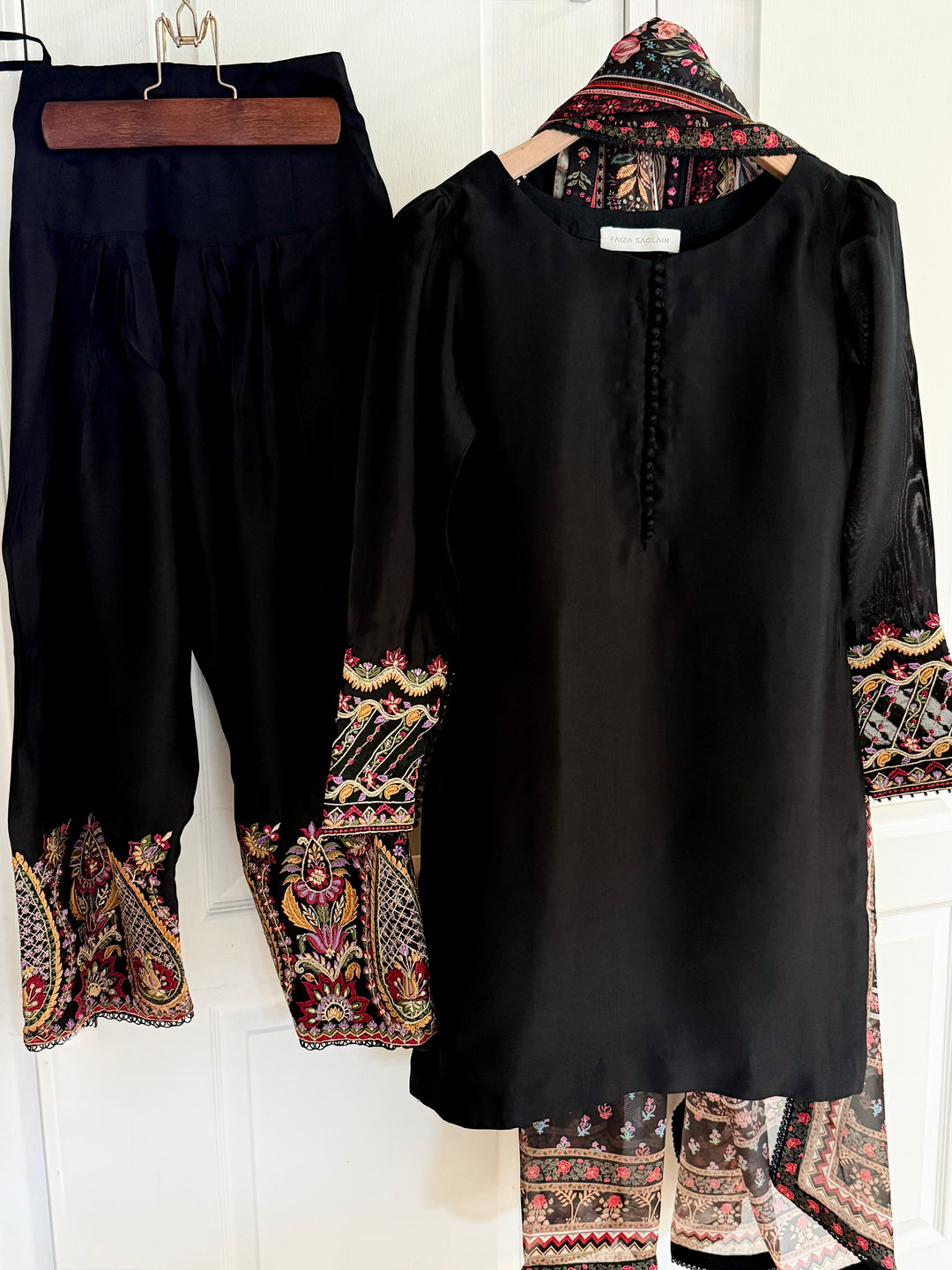 FAIZA SAQLAIN LUXE SILK EIDT LULIA