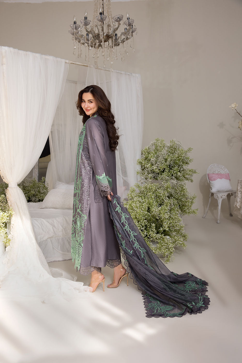 SOBIA NAZIR LUXURY COLLECTION SNLL3B