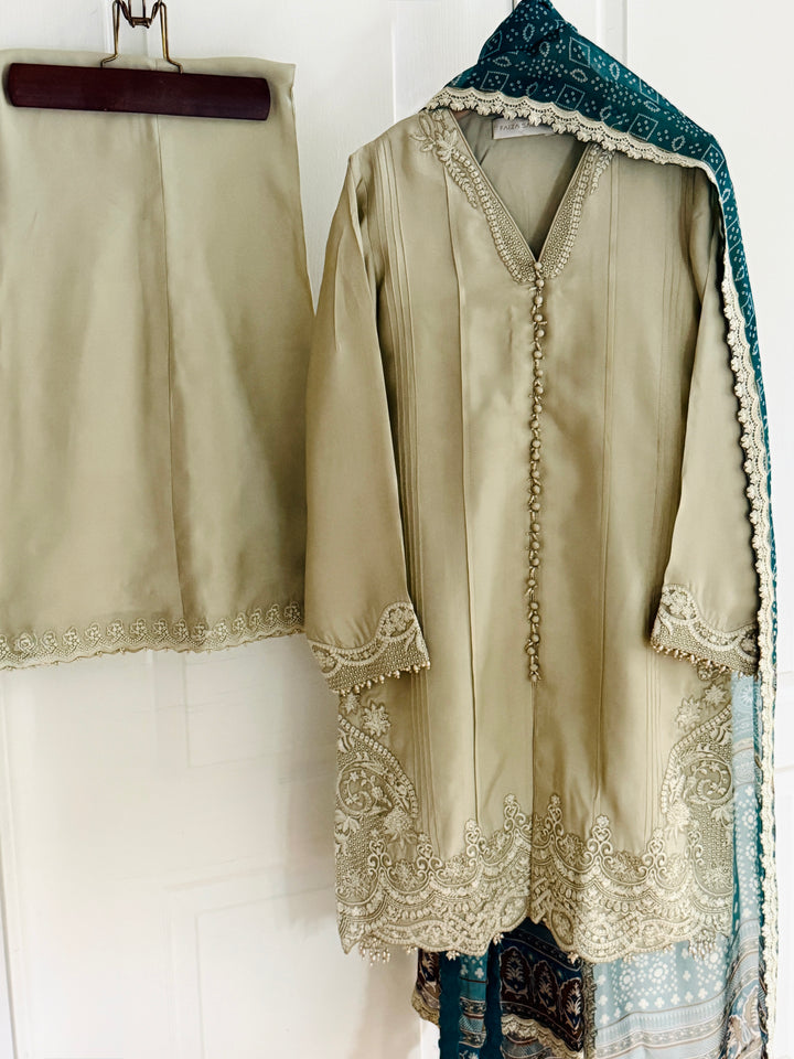 FAIZA SAQLAIN LUXE SILK EIDT RIMAAS