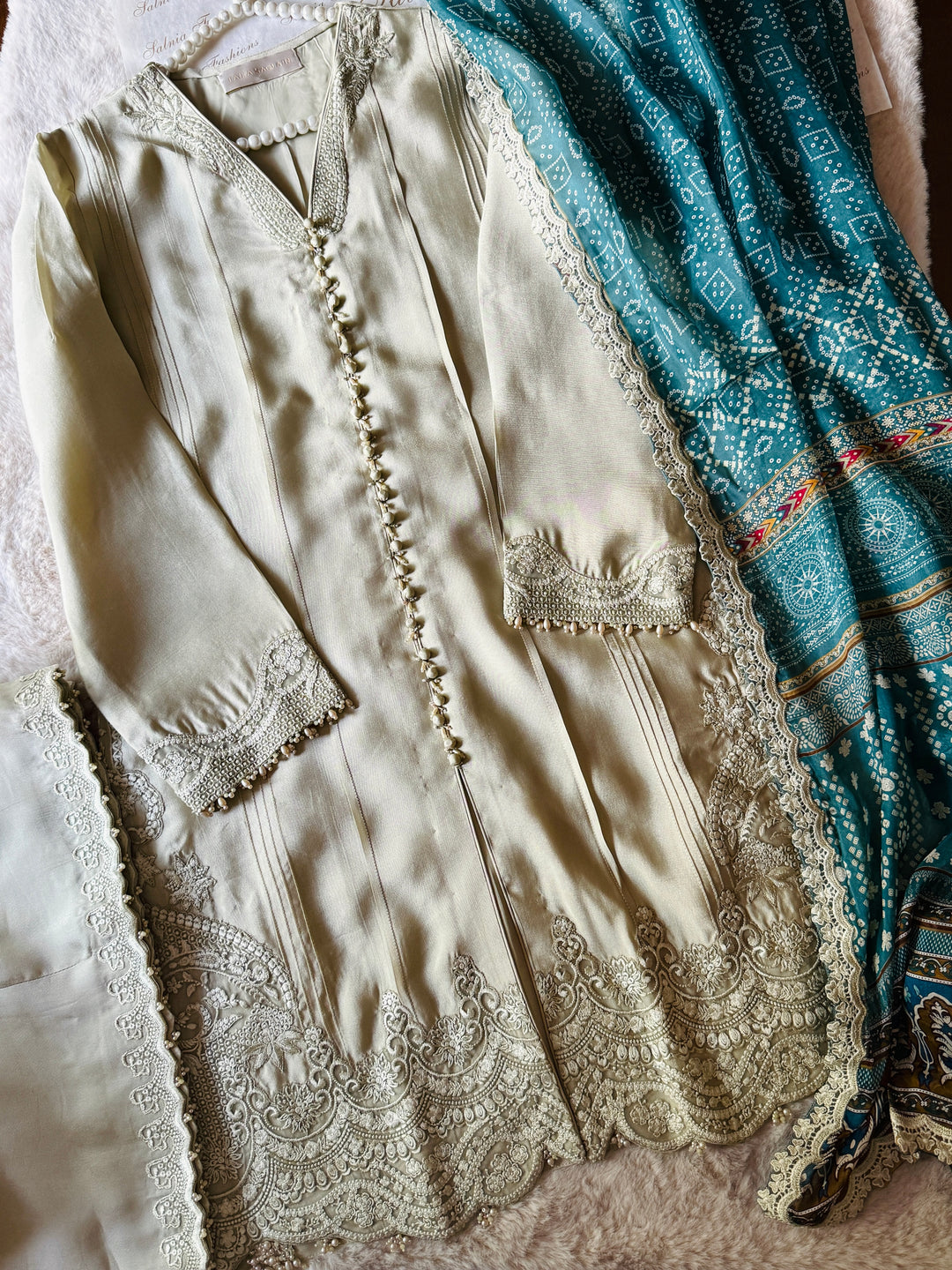 FAIZA SAQLAIN LUXE SILK EIDT RIMAAS