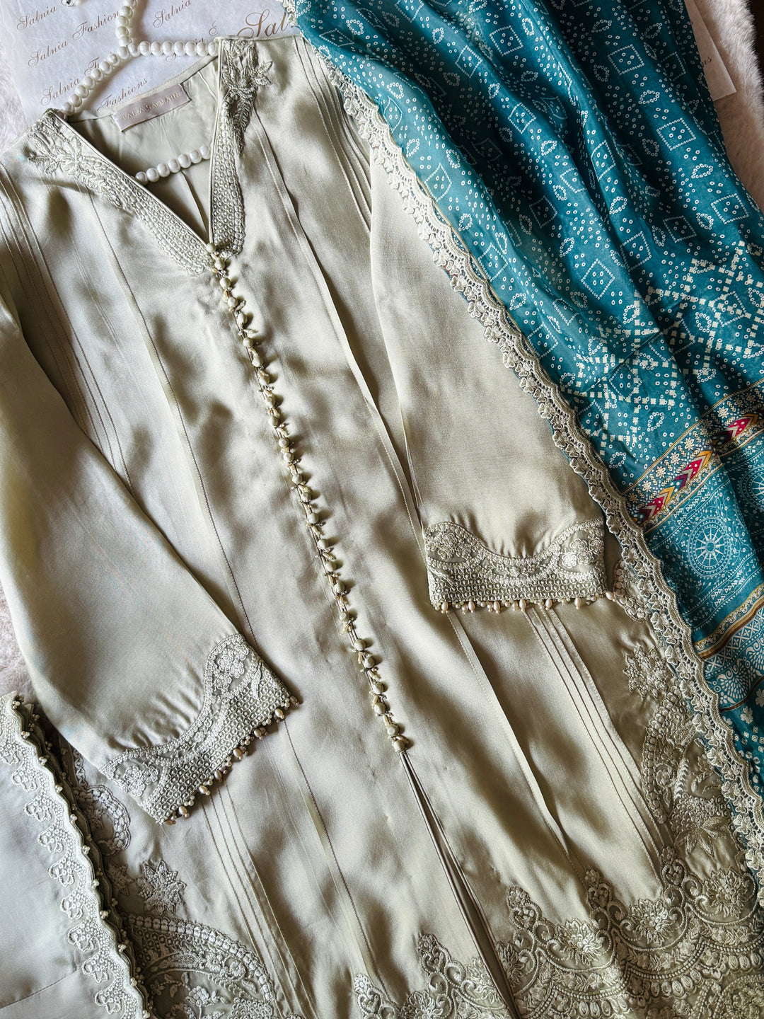 FAIZA SAQLAIN LUXE SILK EIDT RIMAAS