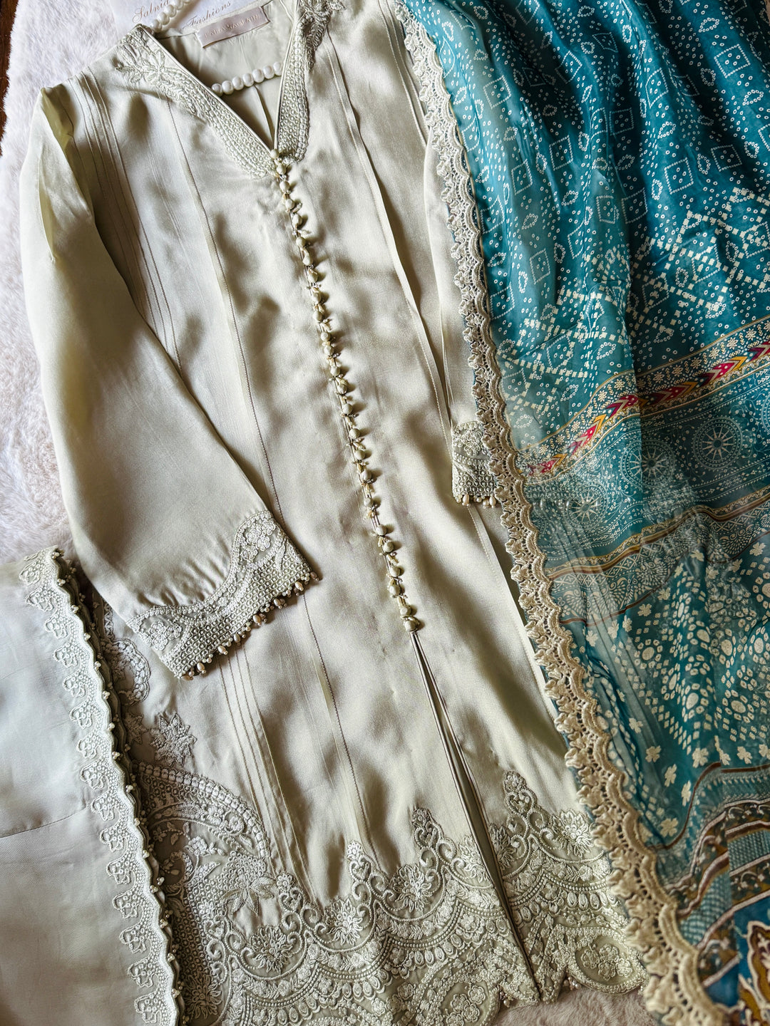 FAIZA SAQLAIN LUXE SILK EIDT RIMAAS