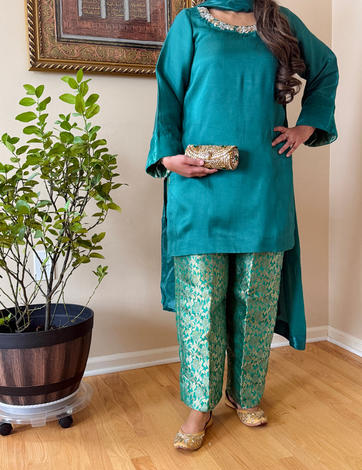 HANDWORK SHEESHA SILK PARTYWEAR SUIT CSPW03