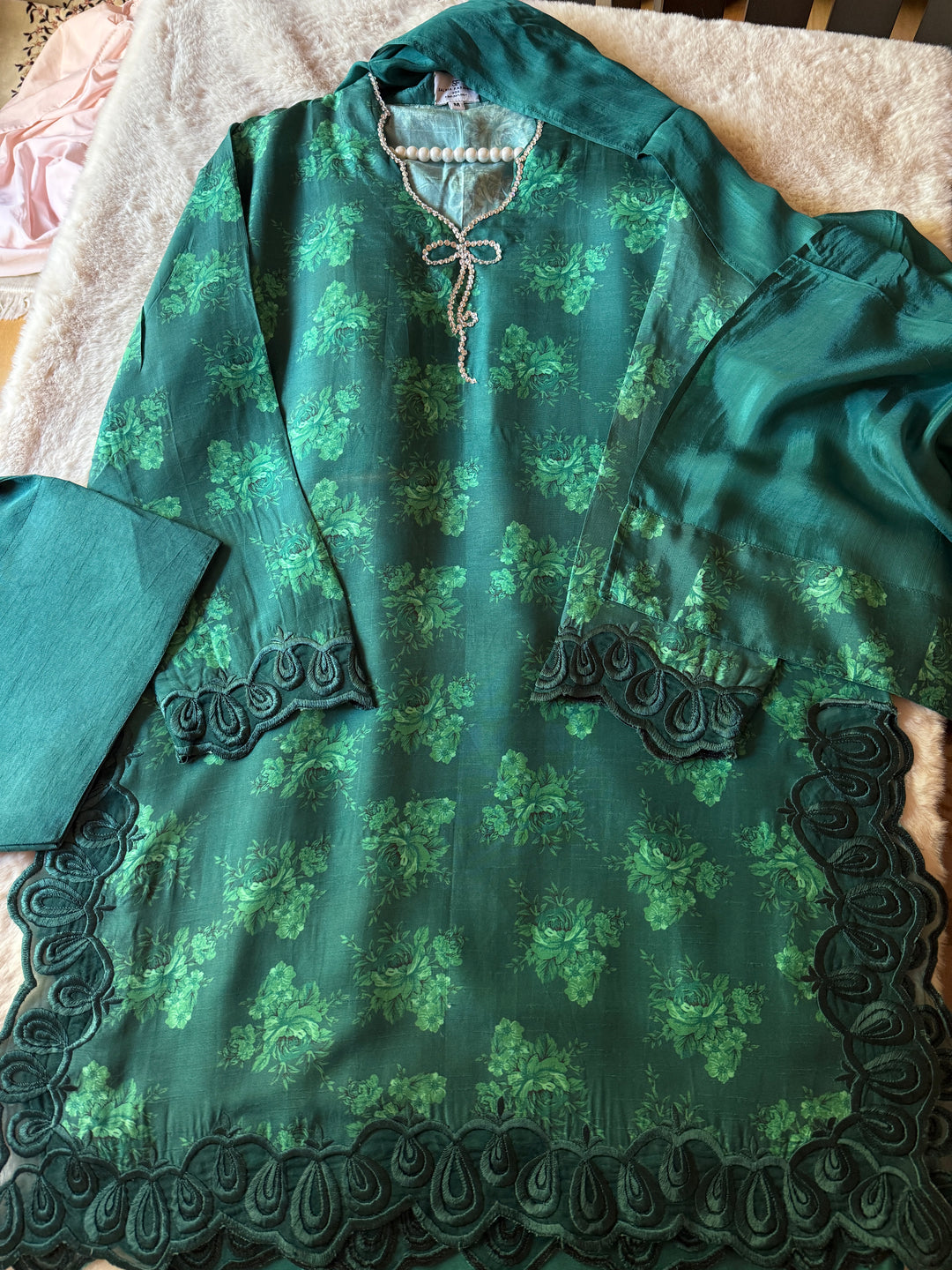 RAW SILK BOW FARSHI SHALWAR FRSH07