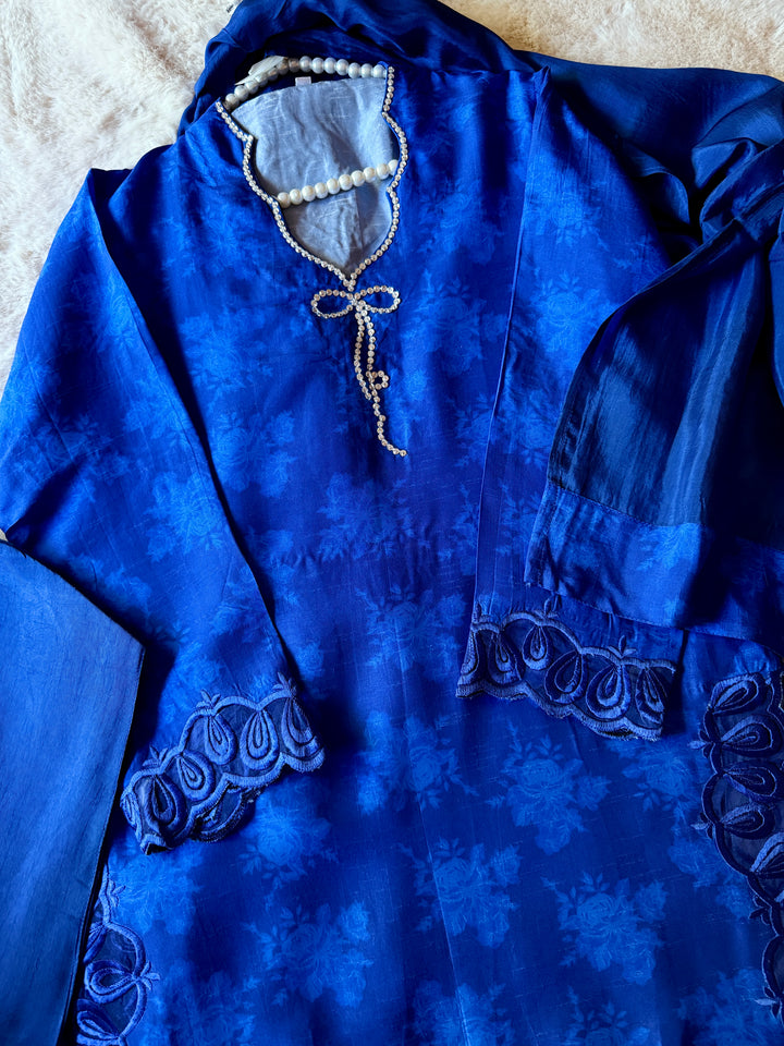 RAW SILK BOW FARSHI SHALWAR FRSH06