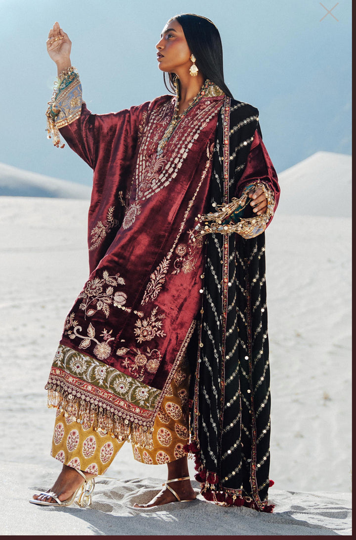 SANASAFINAZ LUXURY WINTER COLLECTION SSF10