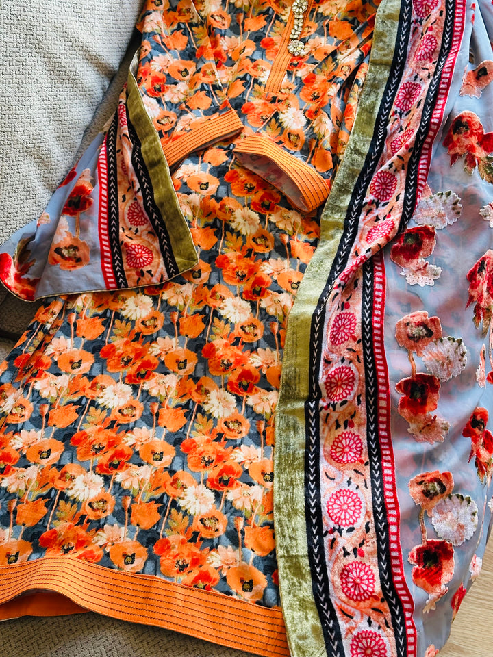 EMBROIDEREDLINEN SUIT WITH PALACHI DUPATTA PLSF10