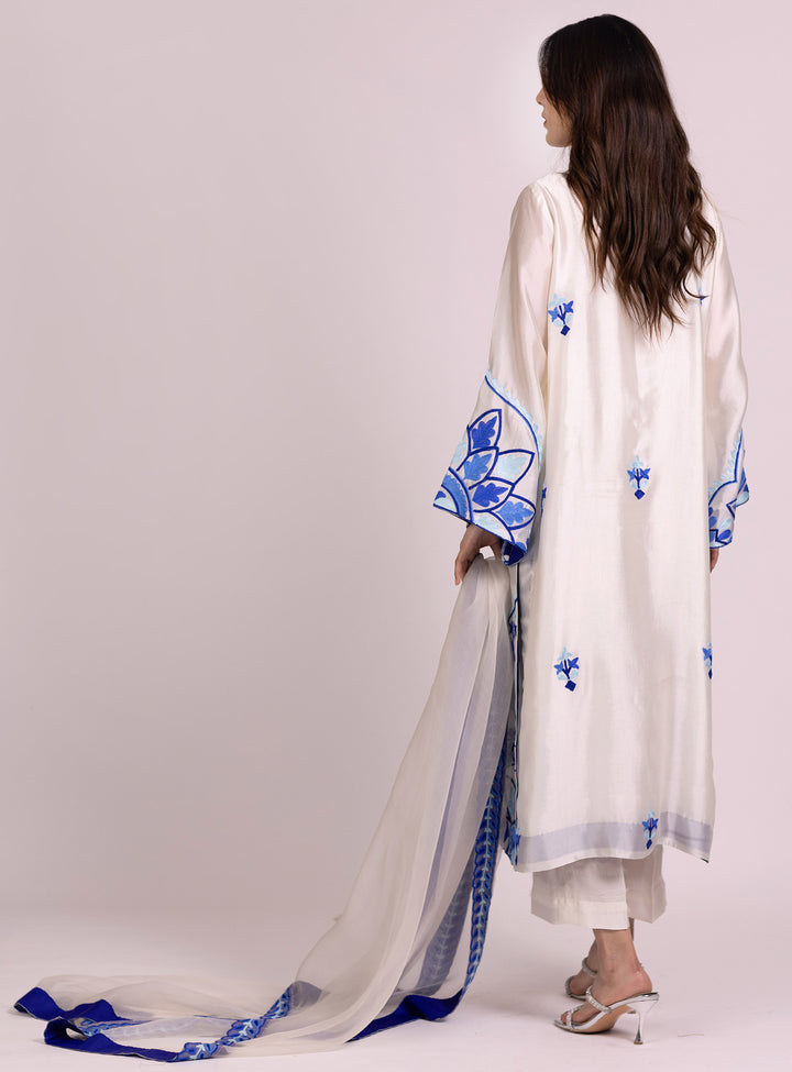 MULTI THREAD AARI EMBROIDERED SHEESHA SILK SUITS ARSF02