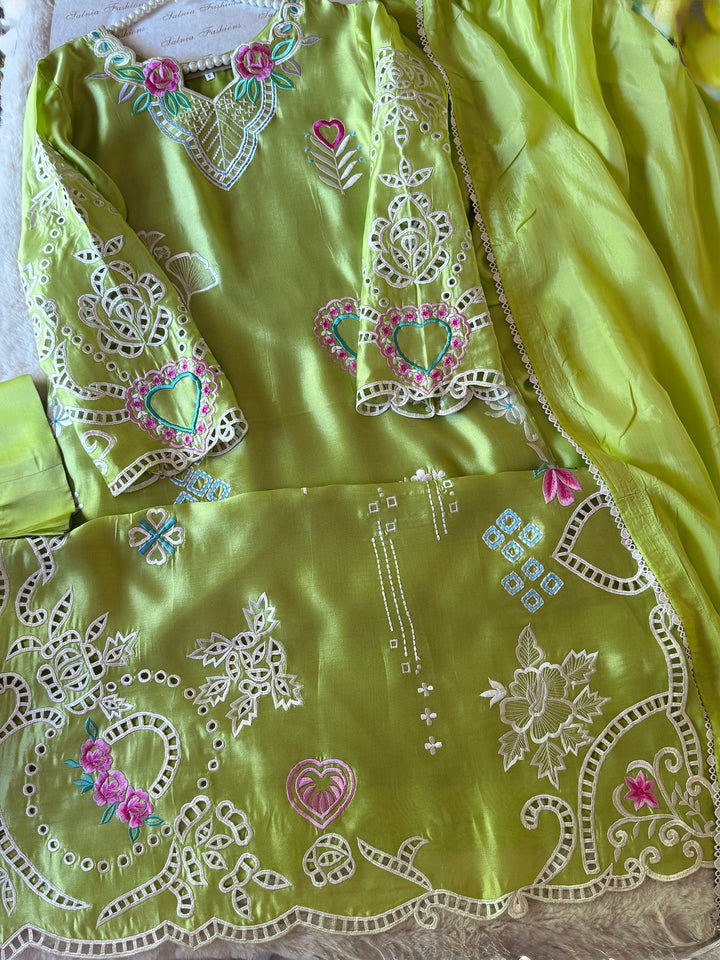 APPLIQUE EMBROIDERED SILK KAFTAN SFKF40