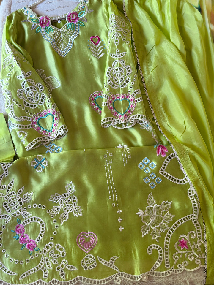 APPLIQUE EMBROIDERED SILK KAFTAN SFKF40