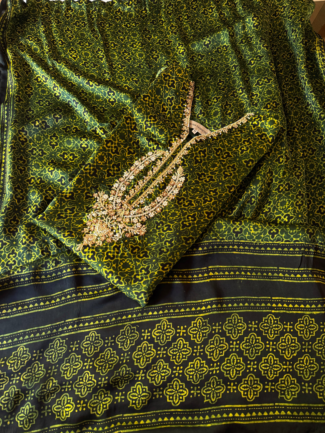PURE SILK AJRAK SUIT AJSF02