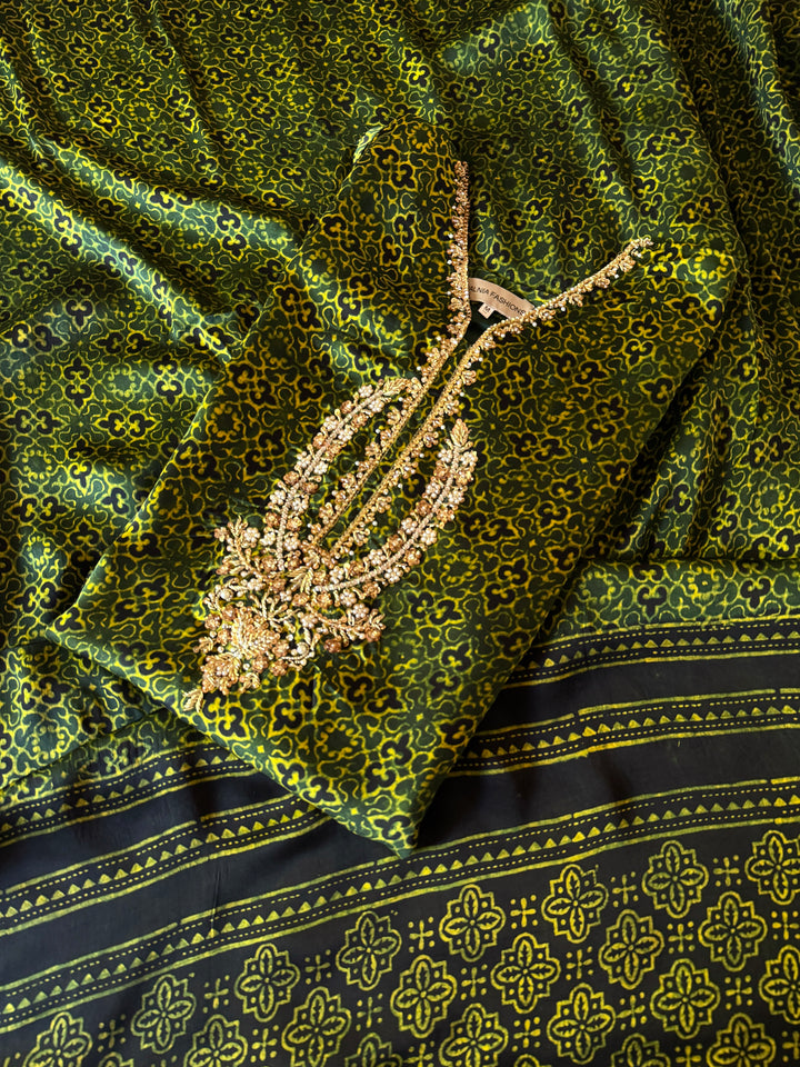 PURE SILK AJRAK SUIT AJSF02