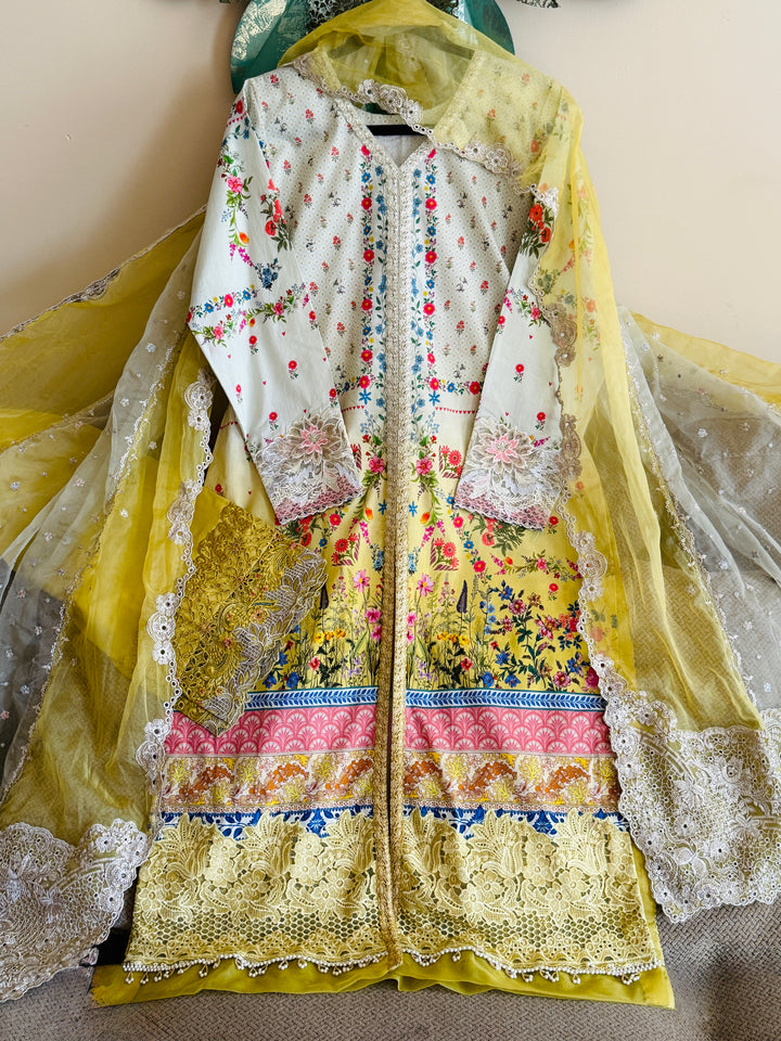 FAIZA SAQLAIN LUXURY LAWN COLLECTION AYA ARTA