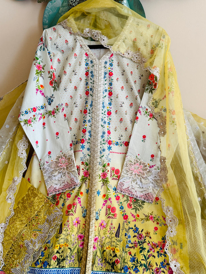 FAIZA SAQLAIN LUXURY LAWN COLLECTION AYA ARTA