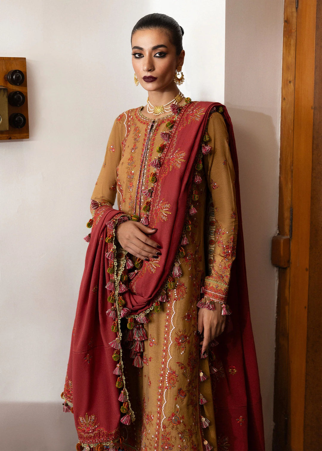 HUSSAIN REHAR WINTER COLLECTION TAWN HRSF05