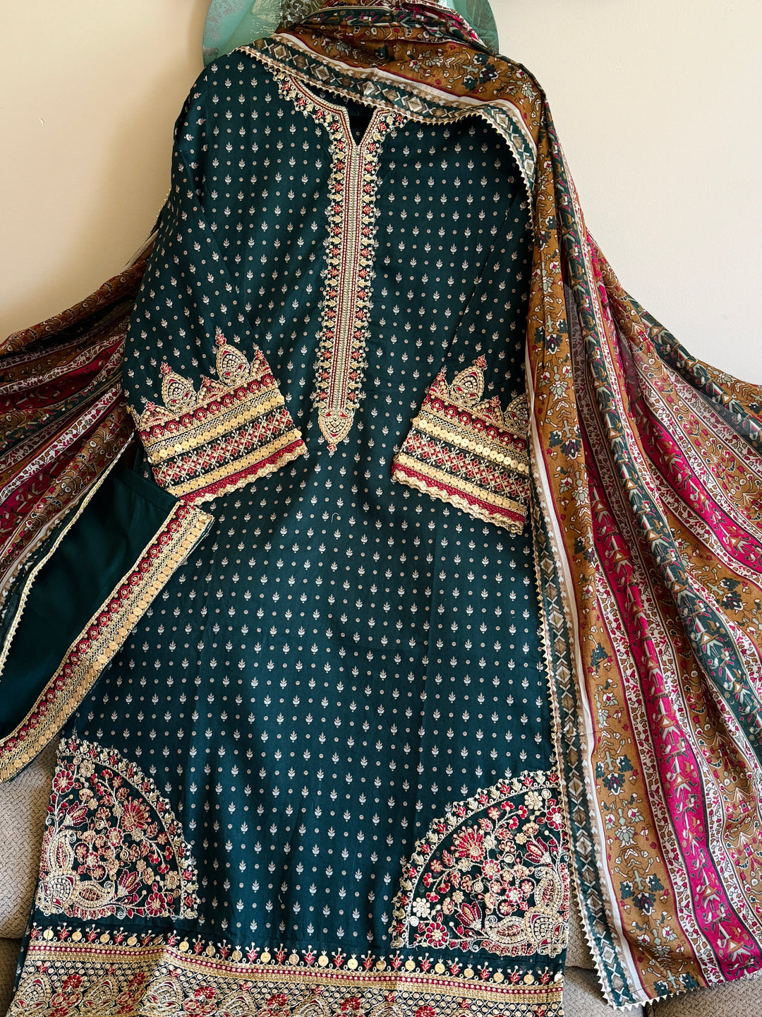 EMBROIDERED CASUAL WEAR LAWN 3-PC SUITS CWSF42